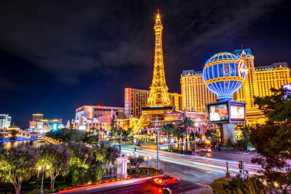 Desert Dreams Enchanting Hotels That Capture the Vegas Spirit